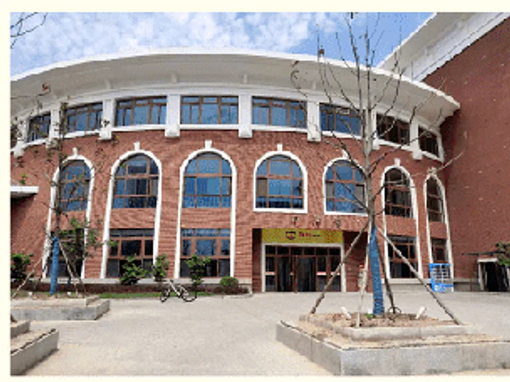 灵璧中学新校区公共建筑实景